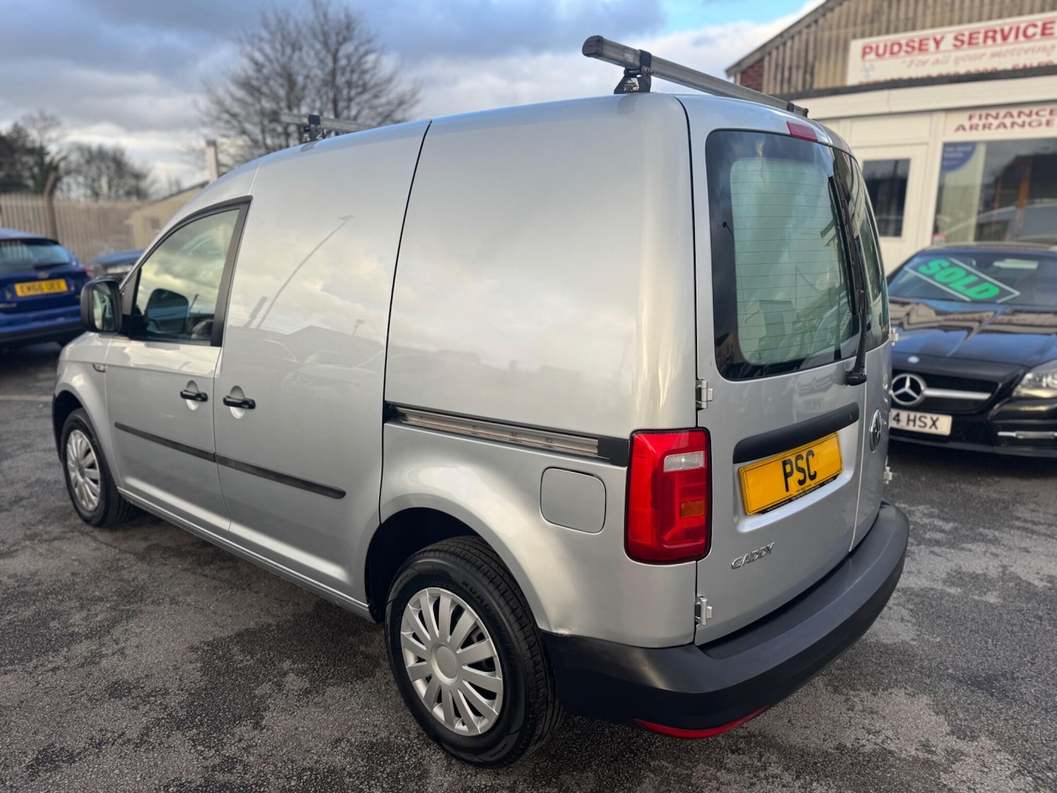Used Volkswagen Caddy 2017 for sale - 77230035: Photo 8