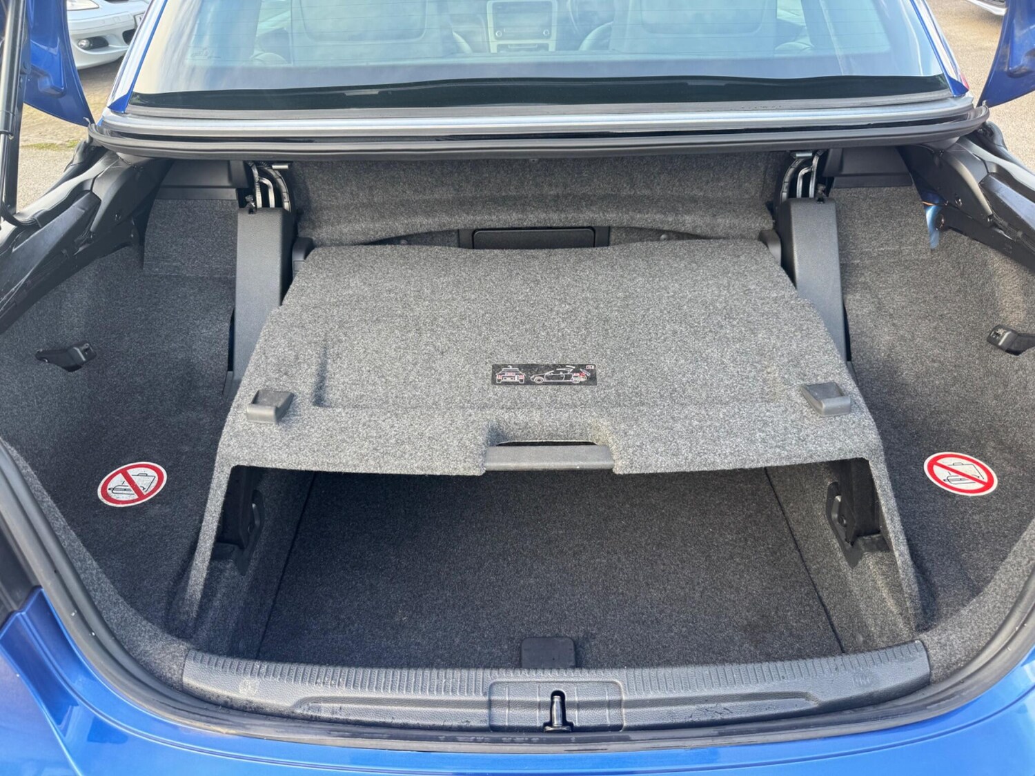 Used Volkswagen EOS 2010 for sale - 76801138: Photo 36