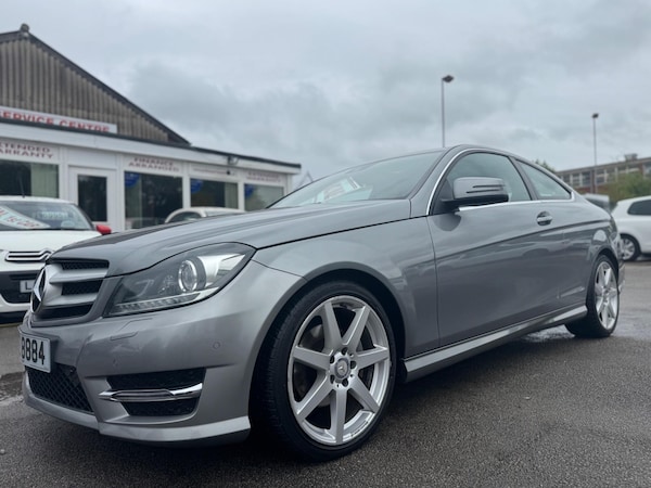 Used Mercedes-Benz C-Class 2015 for sale - 74758929: Photo 1