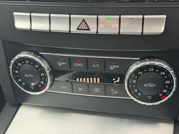 Used Mercedes-Benz C-Class 2015 for sale - 74758929: Photo 53