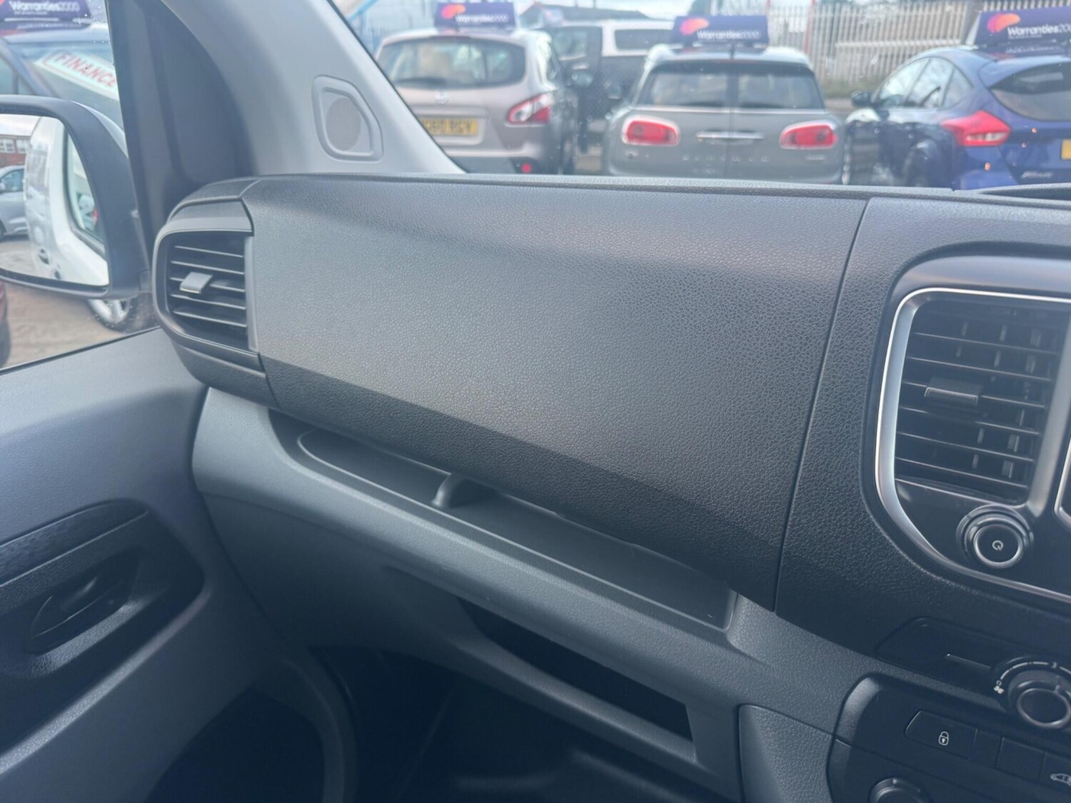 Used Citroen Dispatch 2017 for sale - 76839520: Photo 77