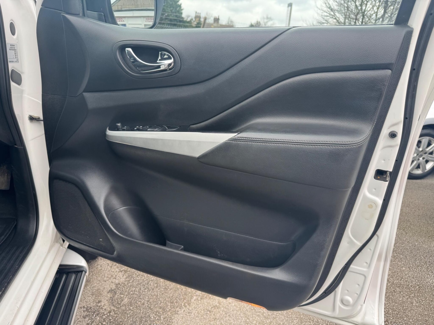 Used Nissan Navara 2018 for sale - 77238371: Photo 18