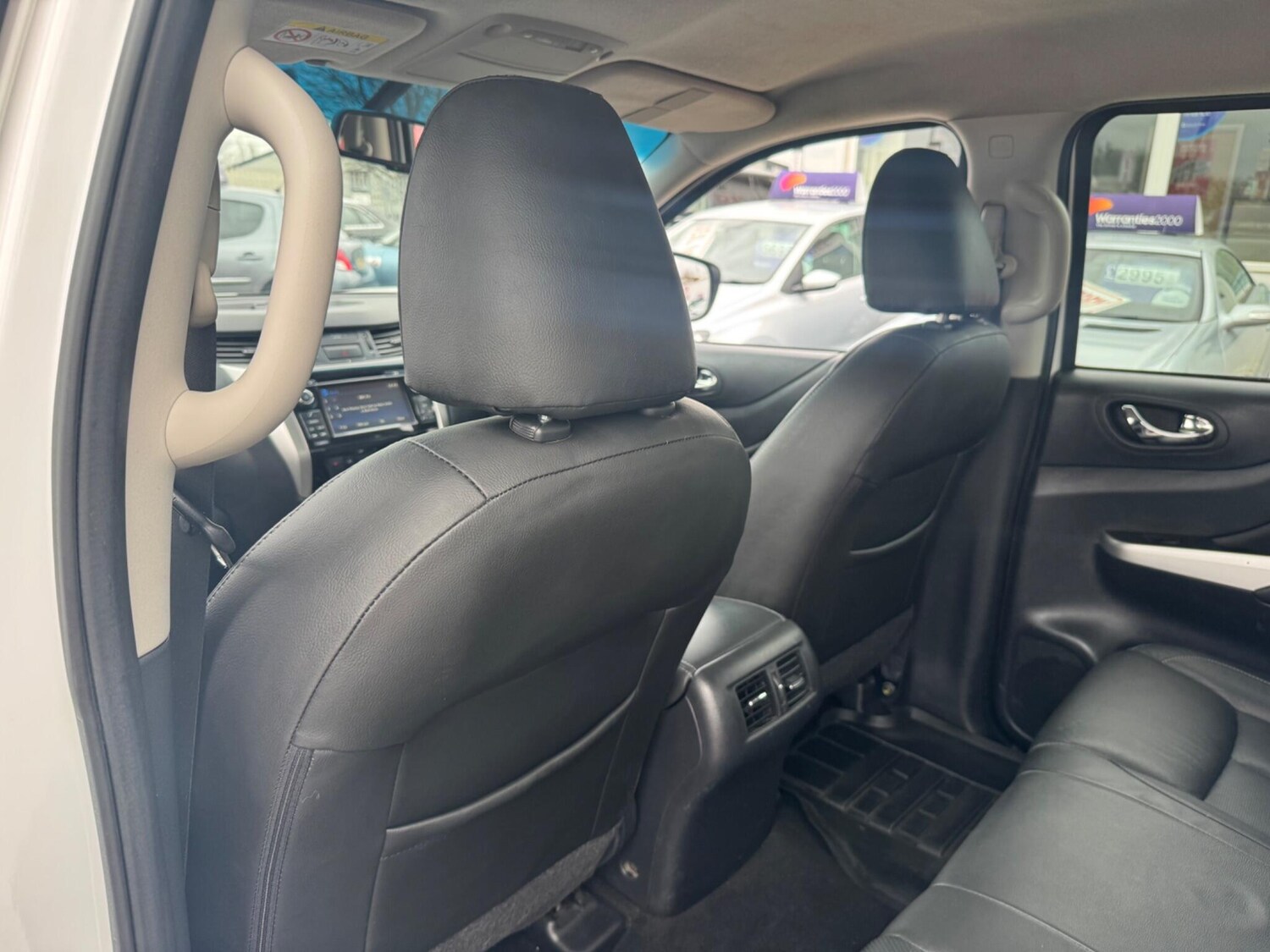 Used Nissan Navara 2018 for sale - 77238371: Photo 32