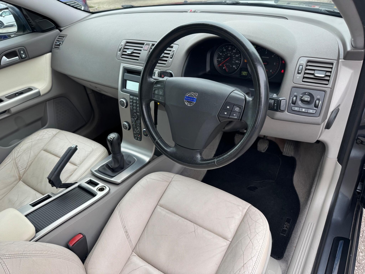 Used Volvo V50 2007 for sale - 76151134: Photo 11