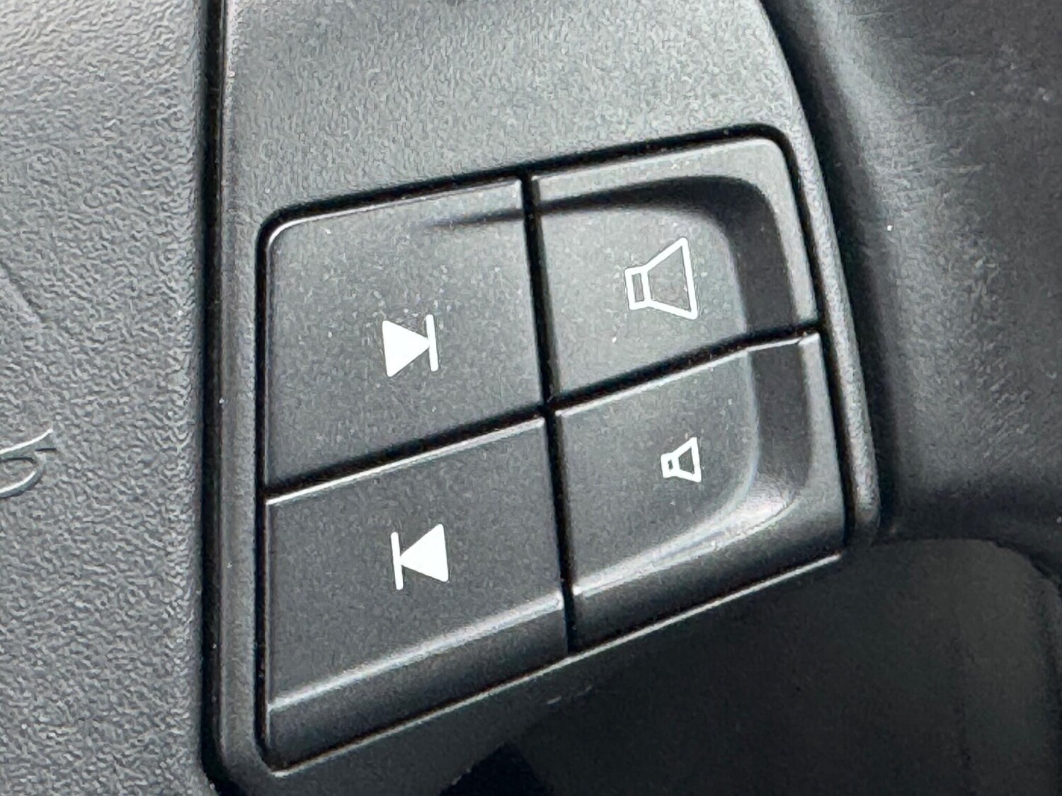 Used Volvo V50 2007 for sale - 76151134: Photo 41