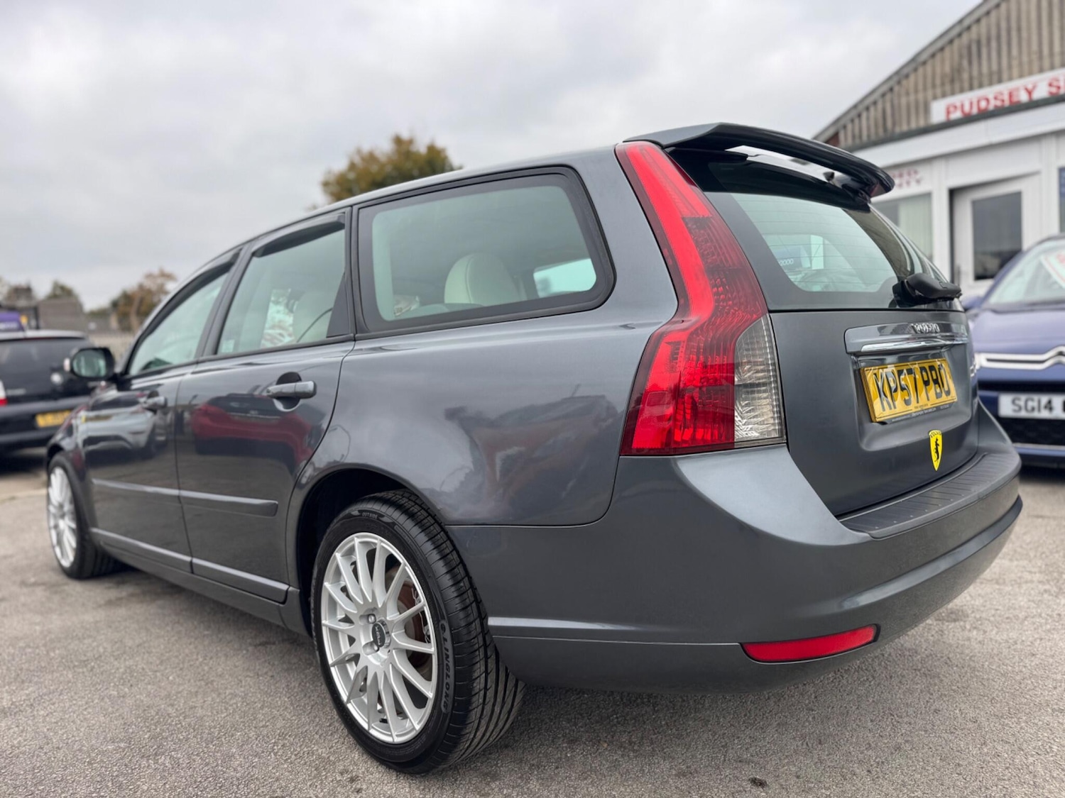 Used Volvo V50 2007 for sale - 76151134: Photo 5