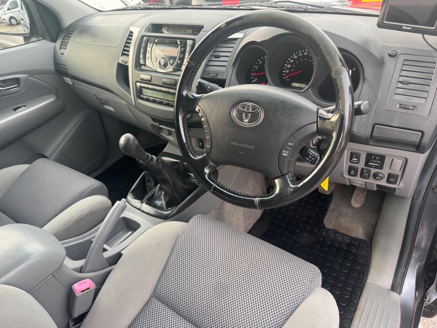 Used Toyota Hilux 2011 for sale - 77376731: Photo 13