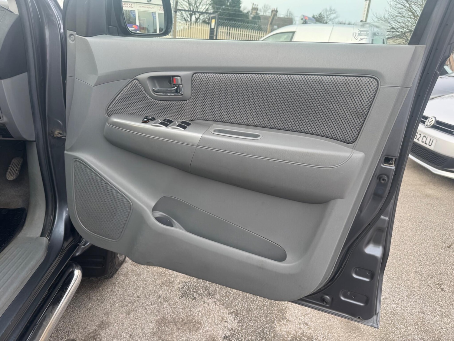 Used Toyota Hilux 2011 for sale - 77376731: Photo 14