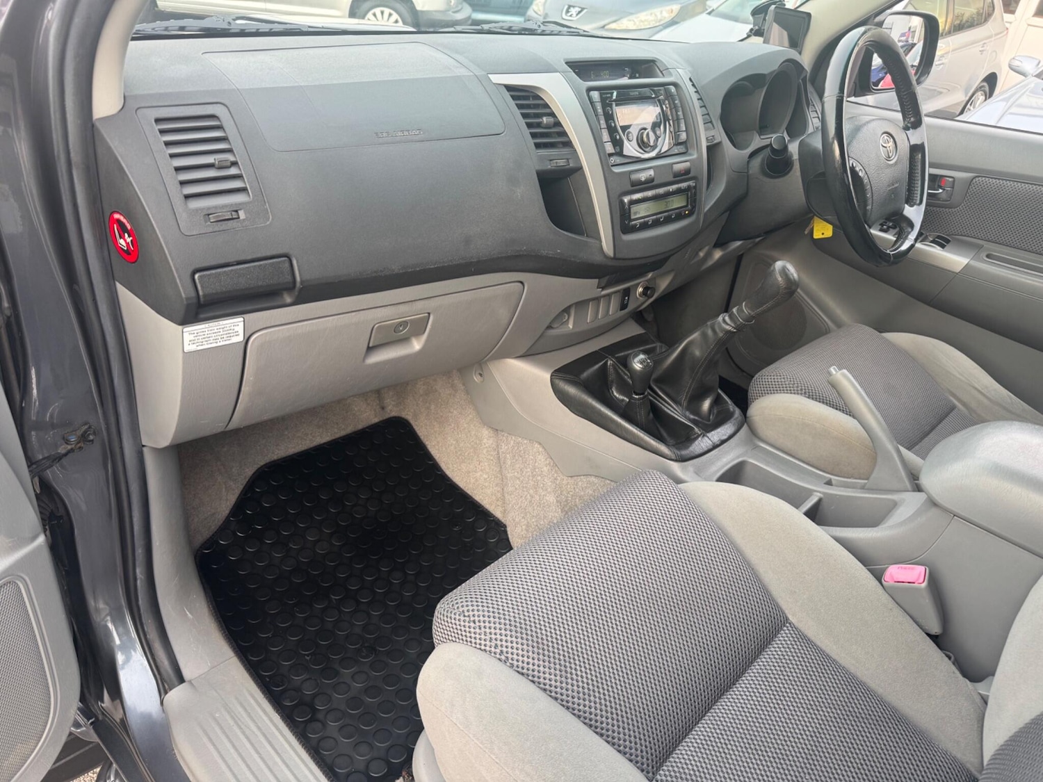 Used Toyota Hilux 2011 for sale - 77376731: Photo 22