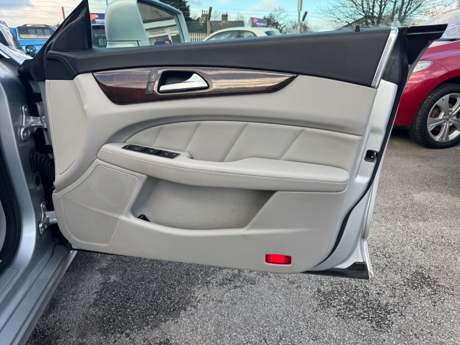 Used Mercedes-Benz CLS 2013 for sale - 76584984: Photo 12