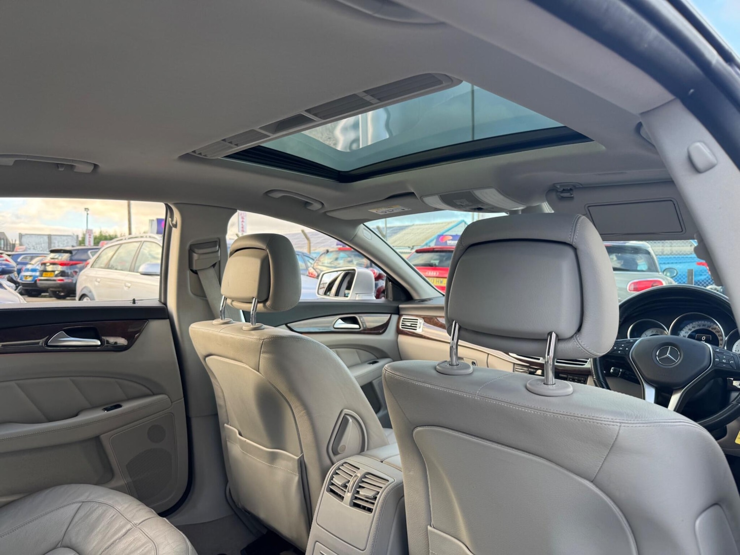 Used Mercedes-Benz CLS 2013 for sale - 76584984: Photo 17