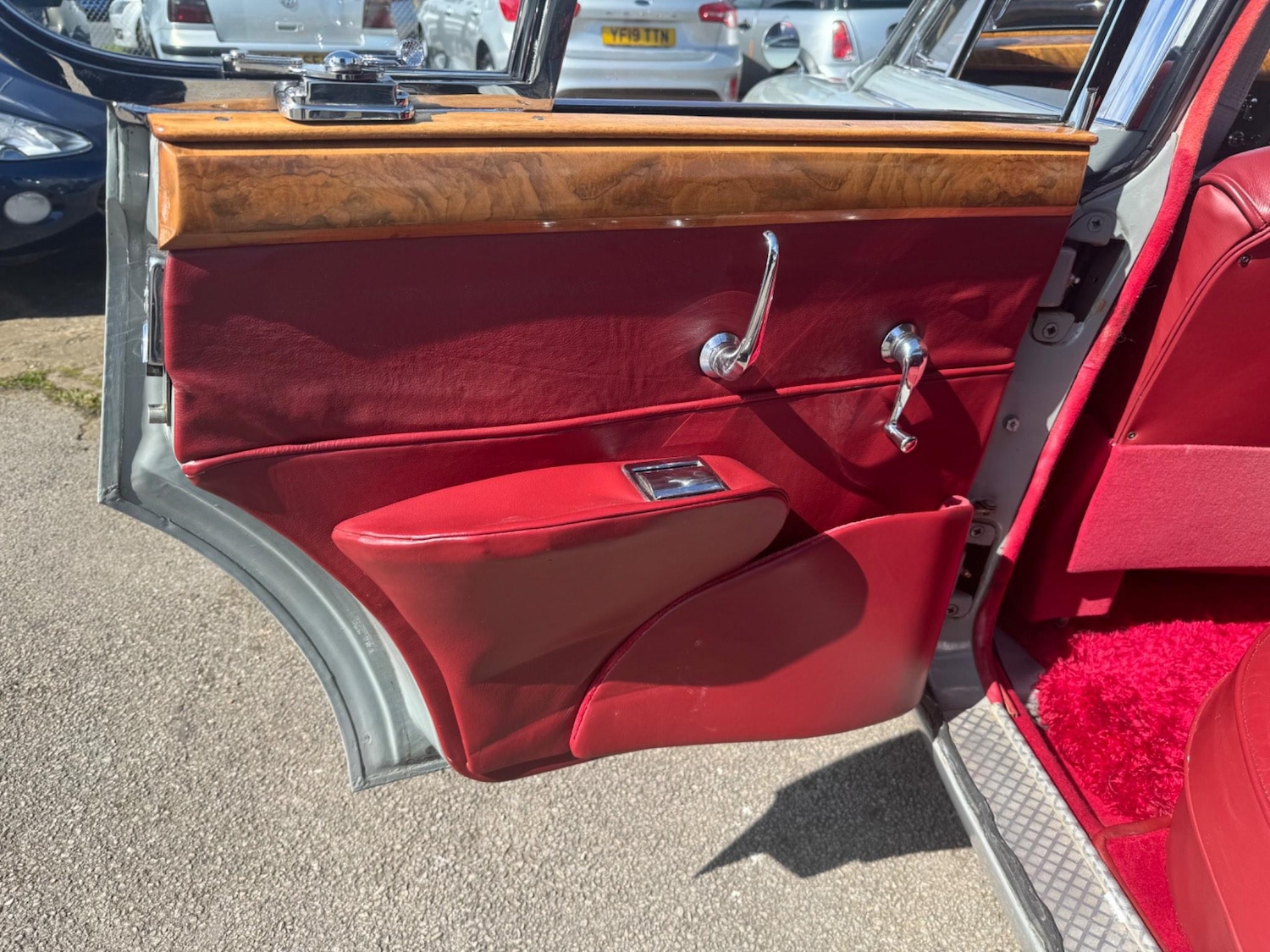 Vehicle 21
