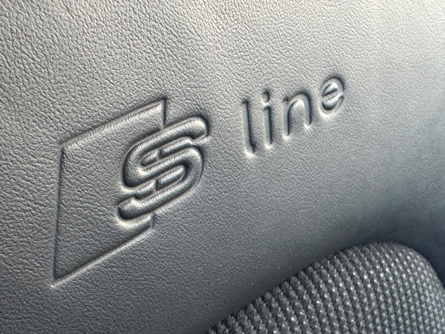 Used Audi A4 2014 for sale - 76839956: Photo 18