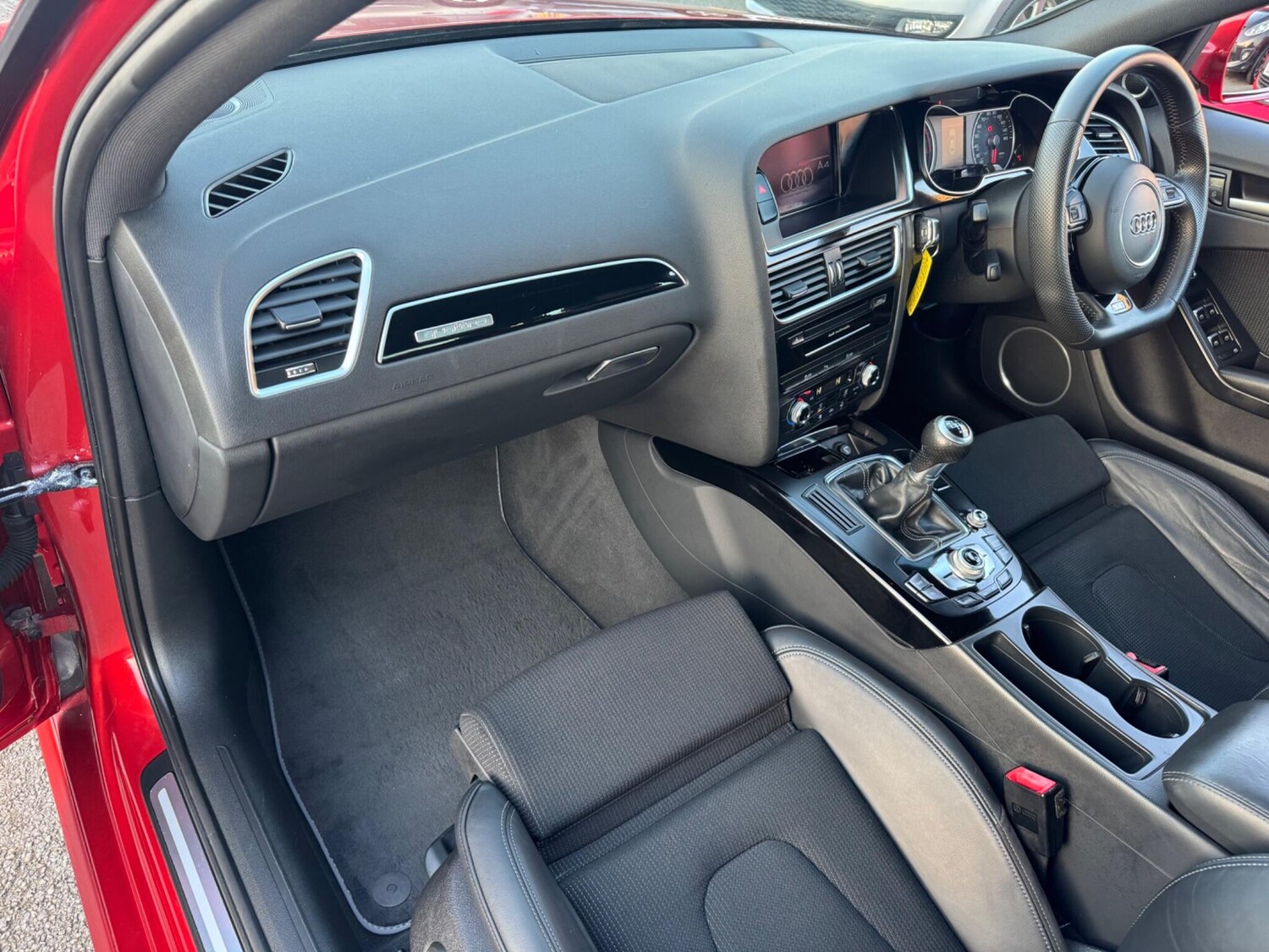 Used Audi A4 2014 for sale - 76839956: Photo 25