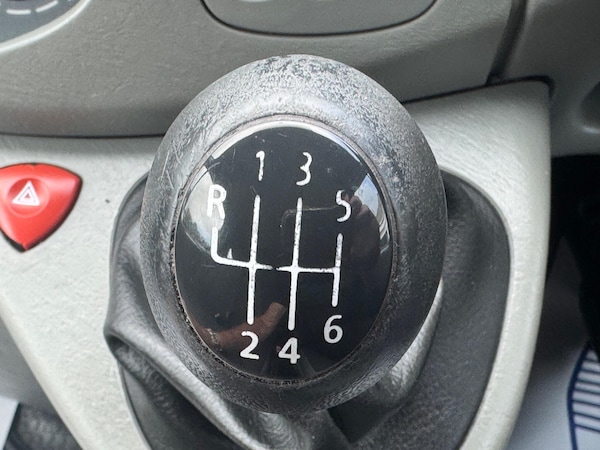 Used Vauxhall Vivaro 2008 for sale - 74408989: Photo 46