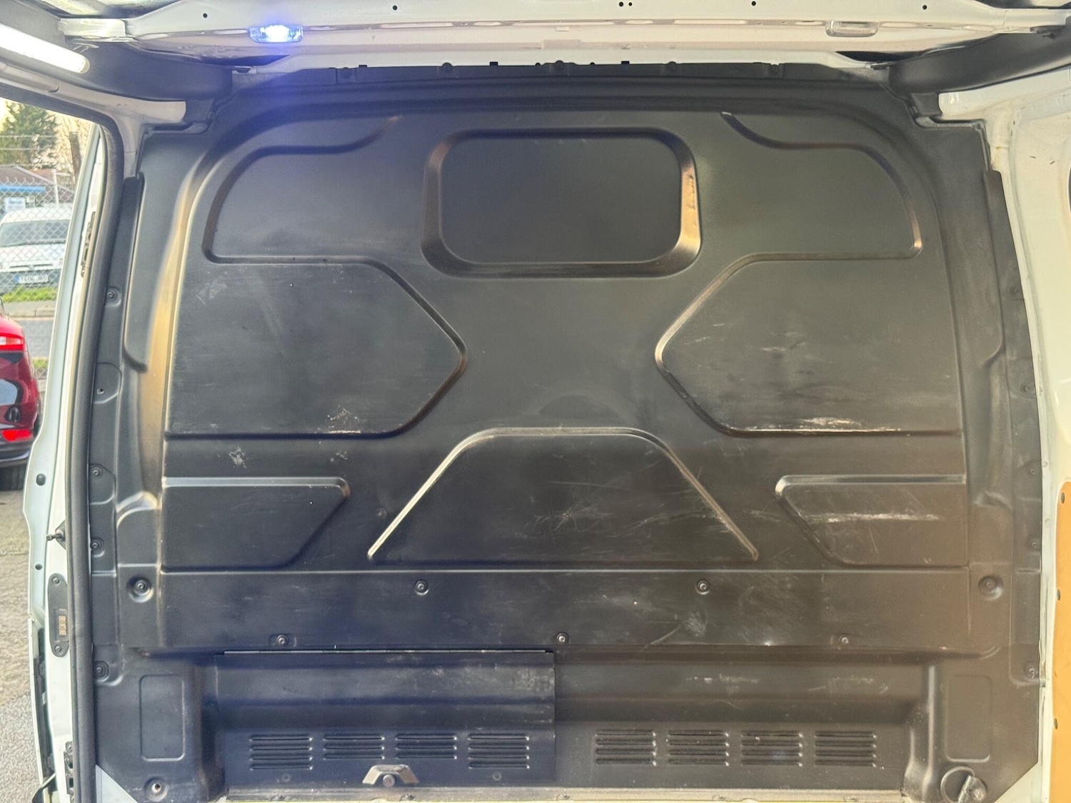 Used Ford Transit Custom 2018 for sale - 77203576: Photo 42