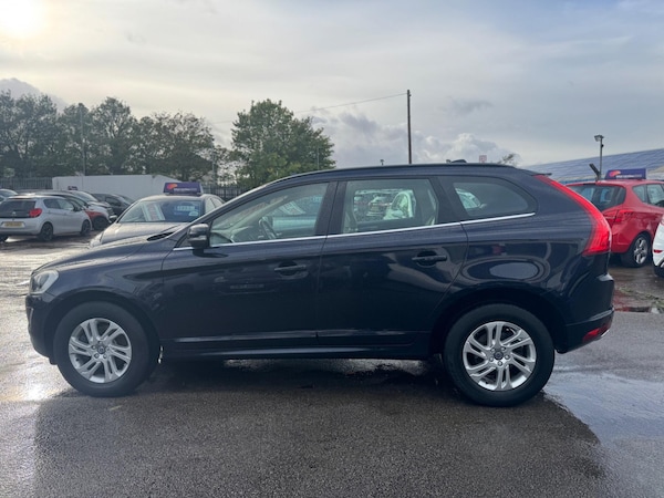 Used Volvo XC60 2017 for sale - 76158818: Photo 9