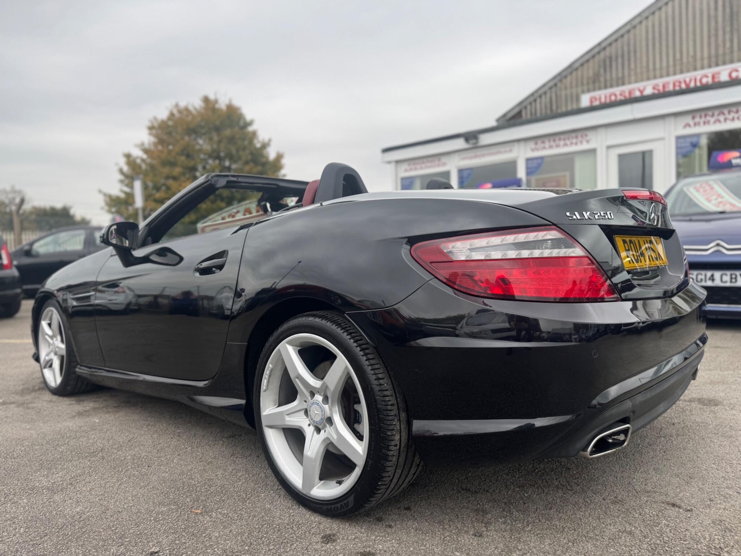 Used Mercedes-Benz SLK 2014 for sale - 76314406: Photo 9