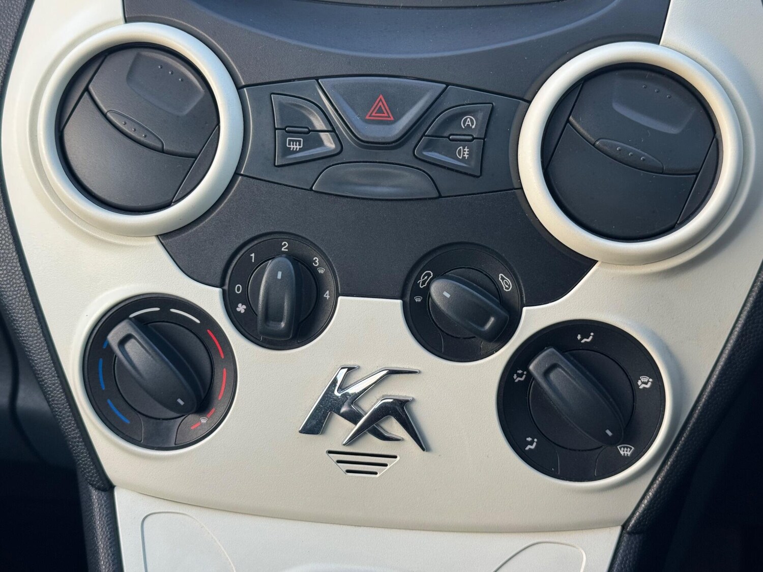 Used Ford Ka 2014 for sale - 76646012: Photo 42