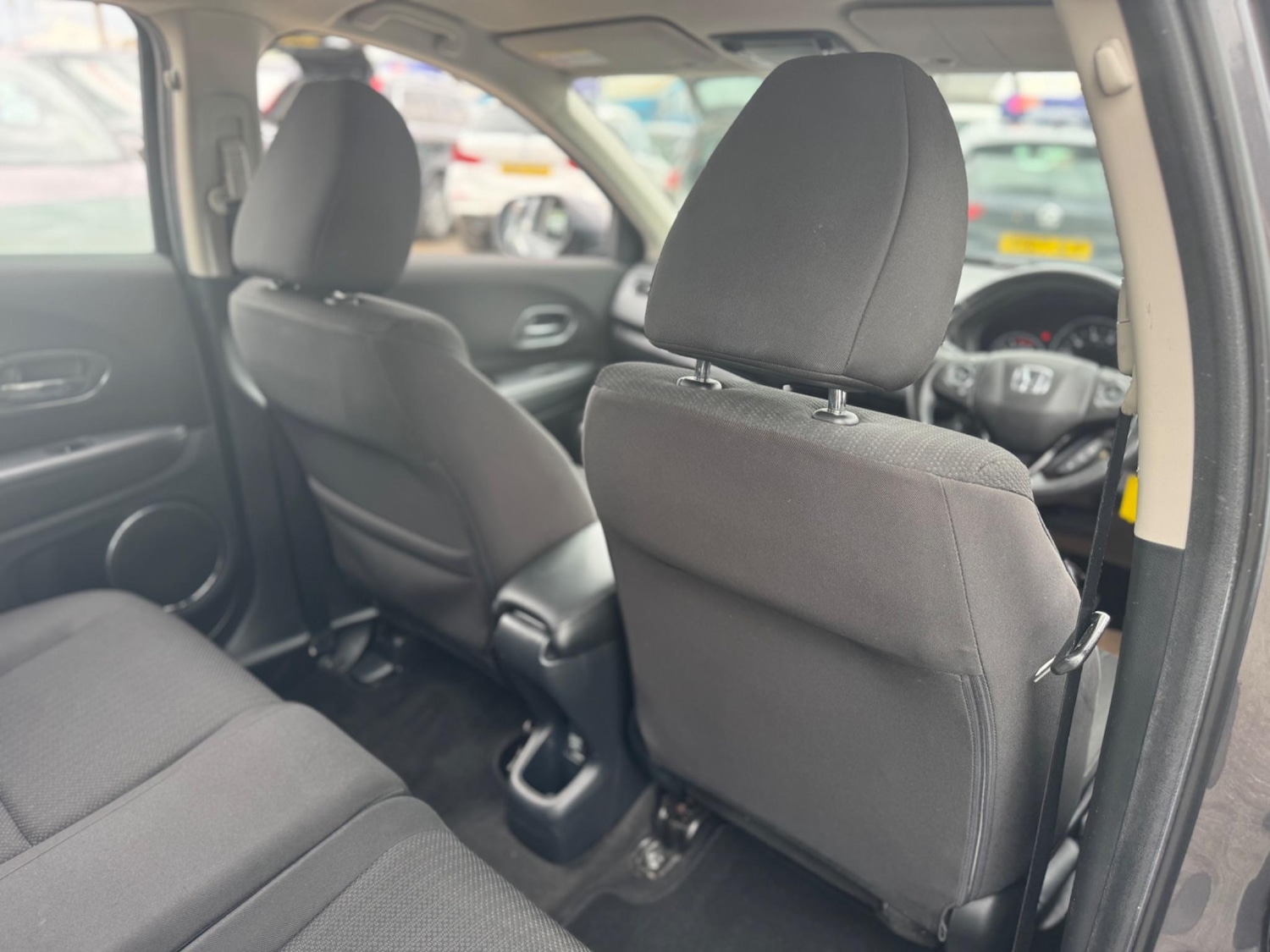 Used Honda HR-V 2015 for sale - 76993812: Photo 16