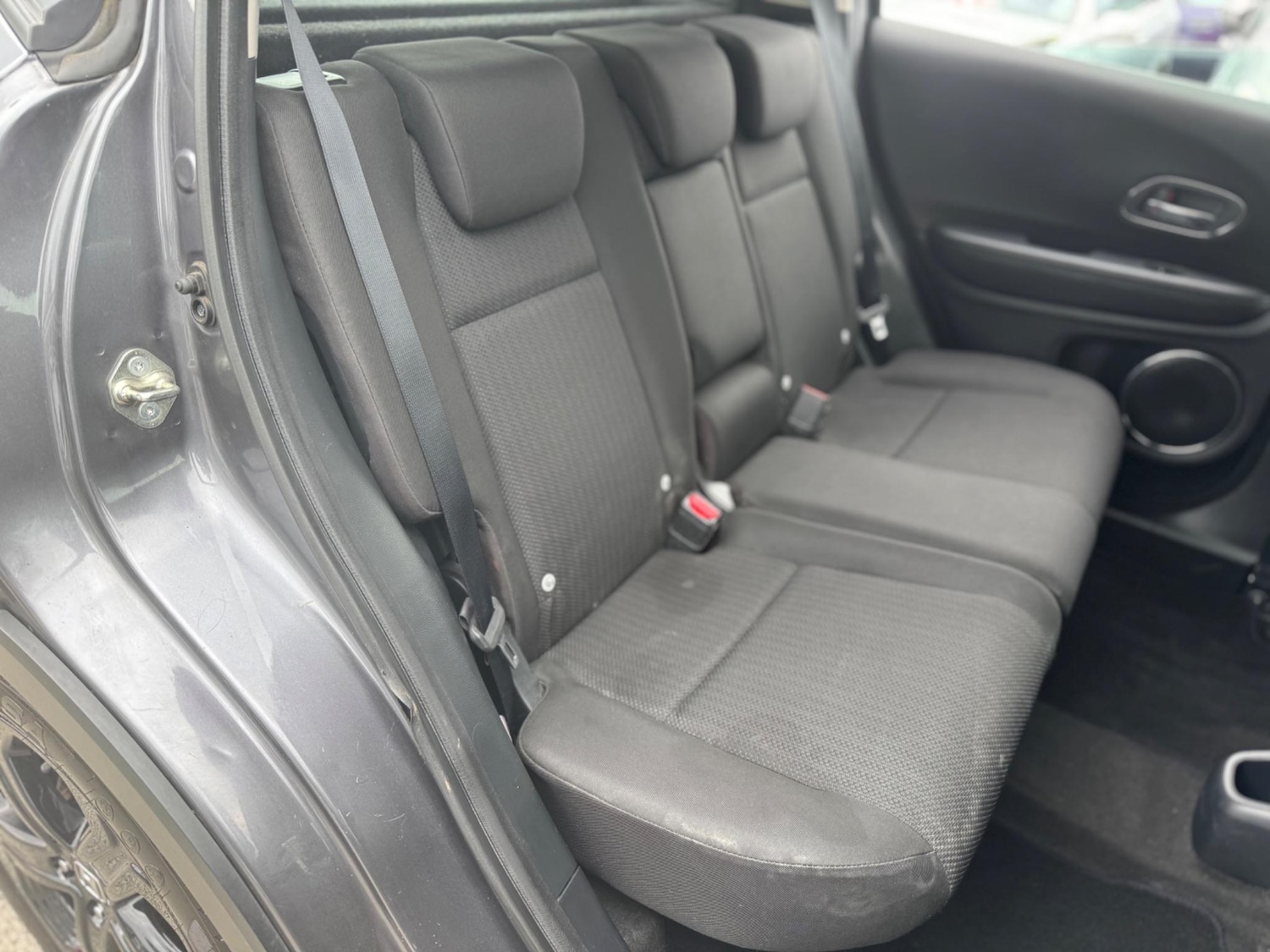 Used Honda HR-V 2015 for sale - 76993812: Photo 17