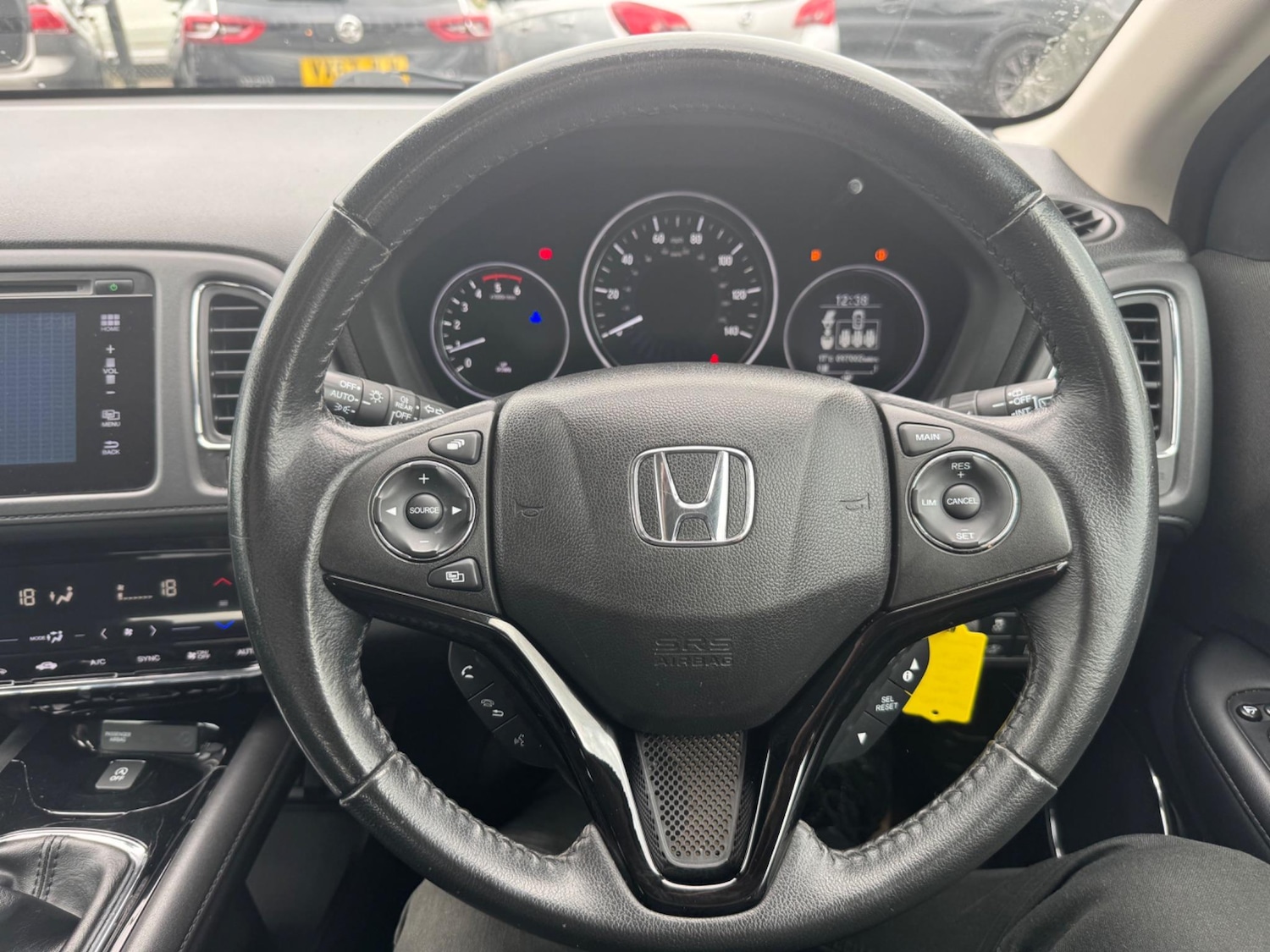 Used Honda HR-V 2015 for sale - 76993812: Photo 29