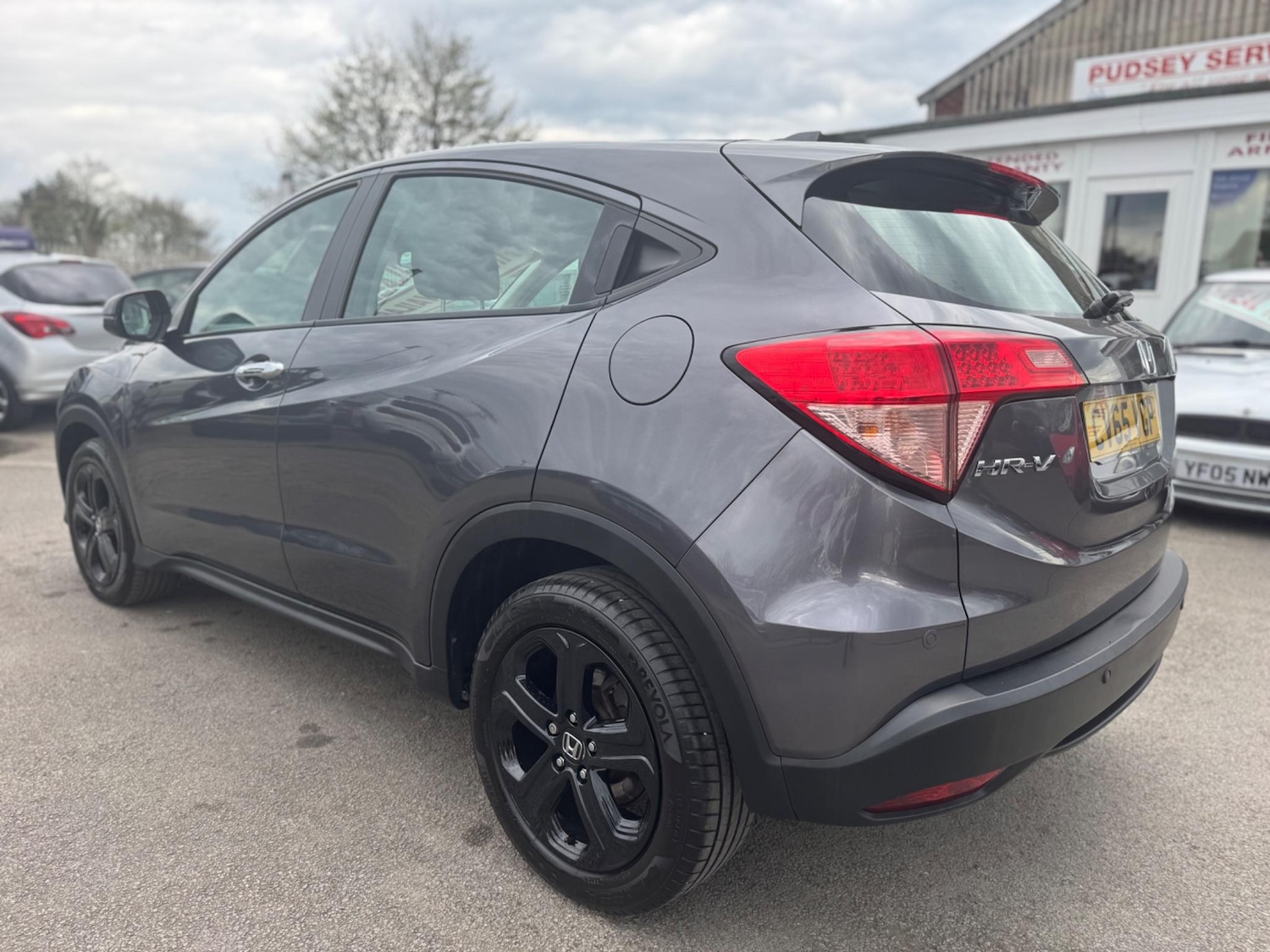 Used Honda HR-V 2015 for sale - 76993812: Photo 7