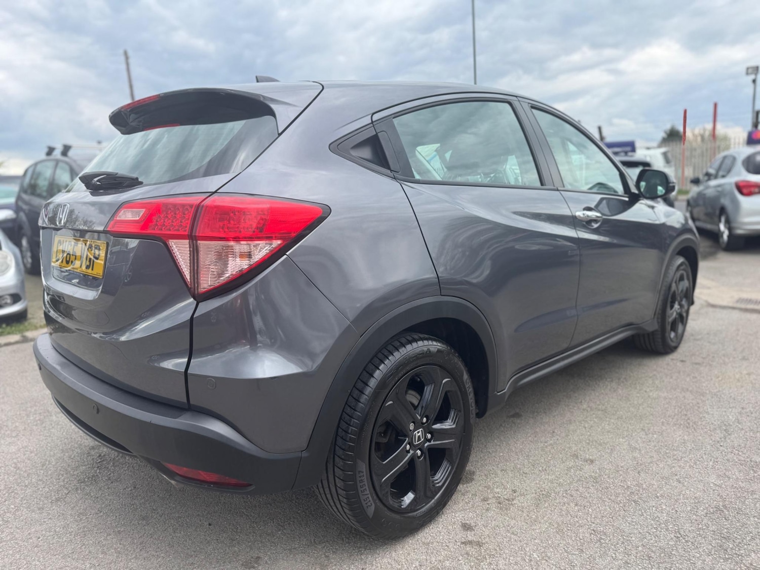 Used Honda HR-V 2015 for sale - 76993812: Photo 9