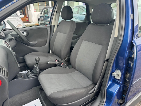 Used Vauxhall Corsa 2006 for sale - 74032635: Photo 24