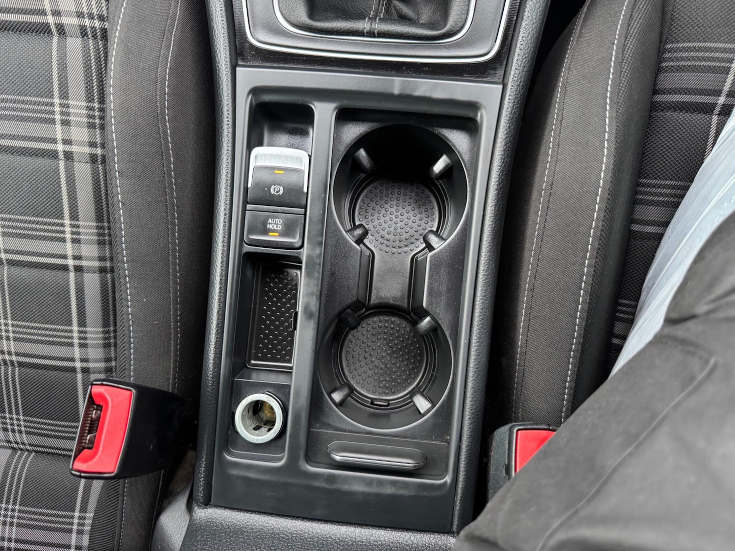 Used Volkswagen Golf 2015 for sale - 77144672: Photo 61