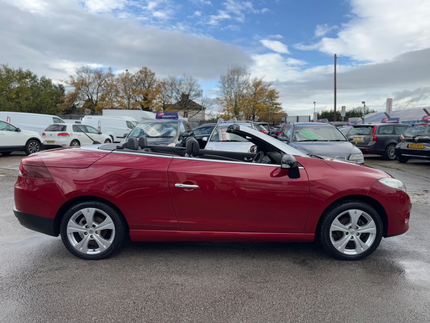 Used Renault Megane 2010 for sale - 76485286: Photo 15