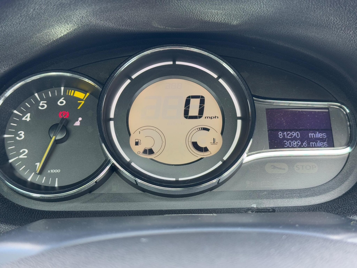 Used Renault Megane 2010 for sale - 76485286: Photo 33