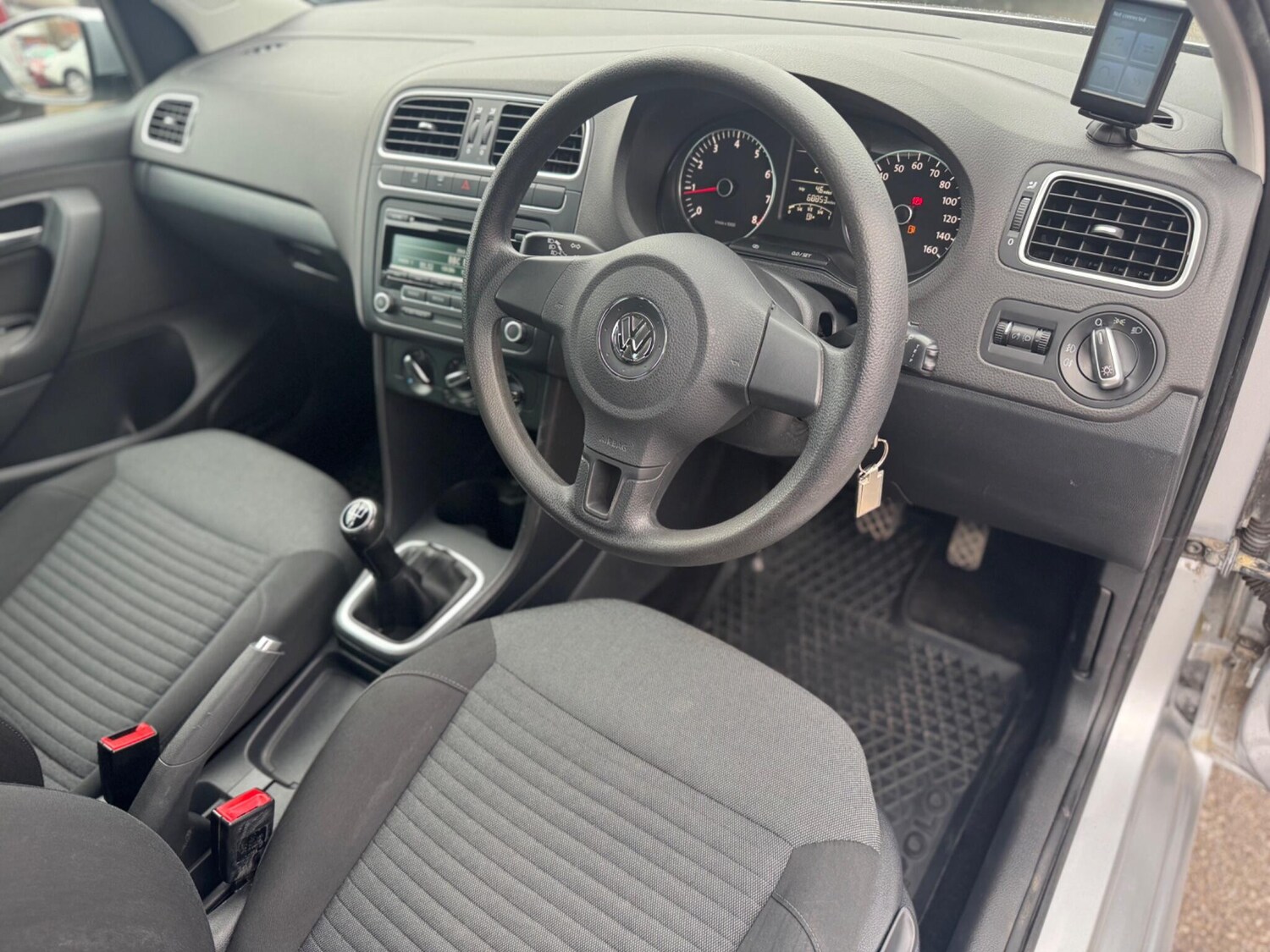 Used Volkswagen Polo 2012 for sale - 77396110: Photo 14