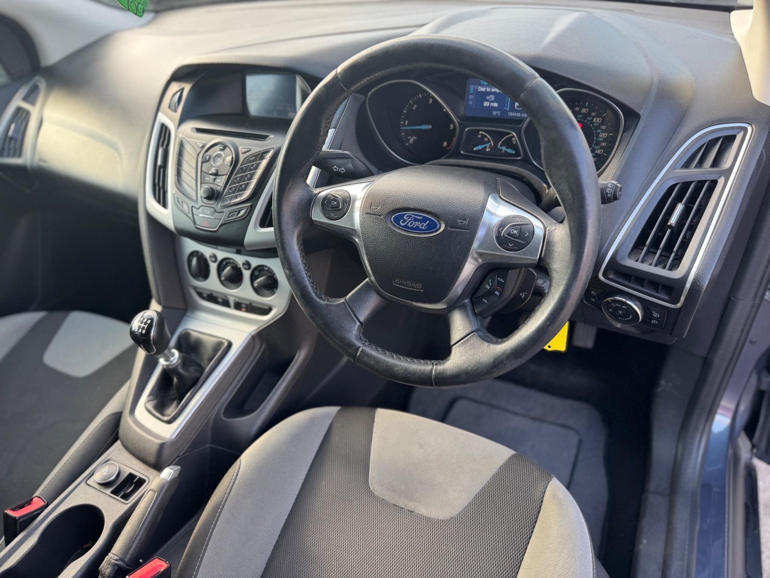 Used Ford Focus 2012 for sale - 76215359: Photo 10