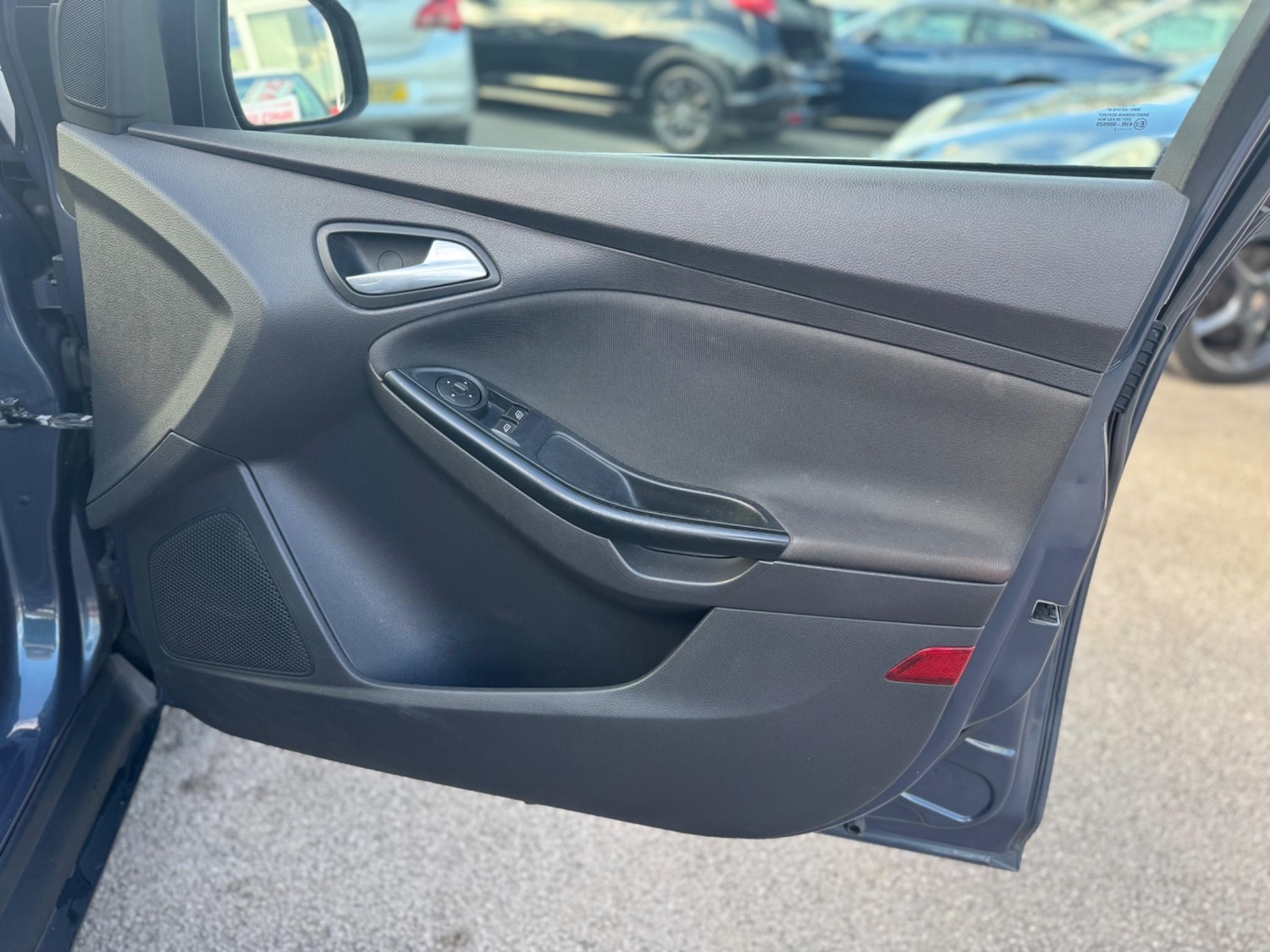 Used Ford Focus 2012 for sale - 76215359: Photo 11