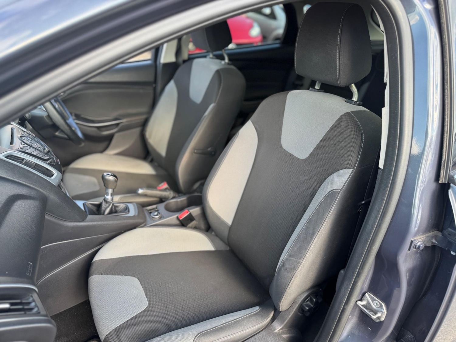 Used Ford Focus 2012 for sale - 76215359: Photo 21