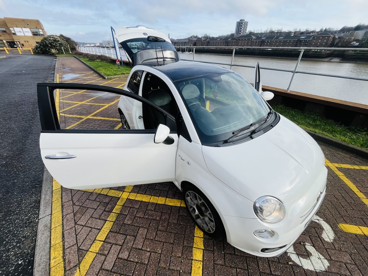 Used Fiat 500 2014 for sale - 77543703: Photo 24