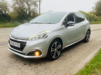 Used Peugeot 208 2016 for sale - 76254994: Photo 3