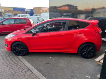 Used Ford Fiesta 2015 for sale - 75011788: Photo
