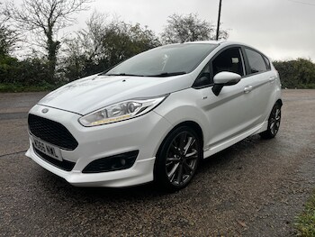 Used Ford Fiesta 2017 for sale - 76589068: Photo