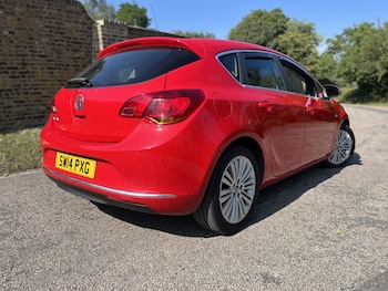 Used Vauxhall Astra 2014 for sale - 79240213: Photo