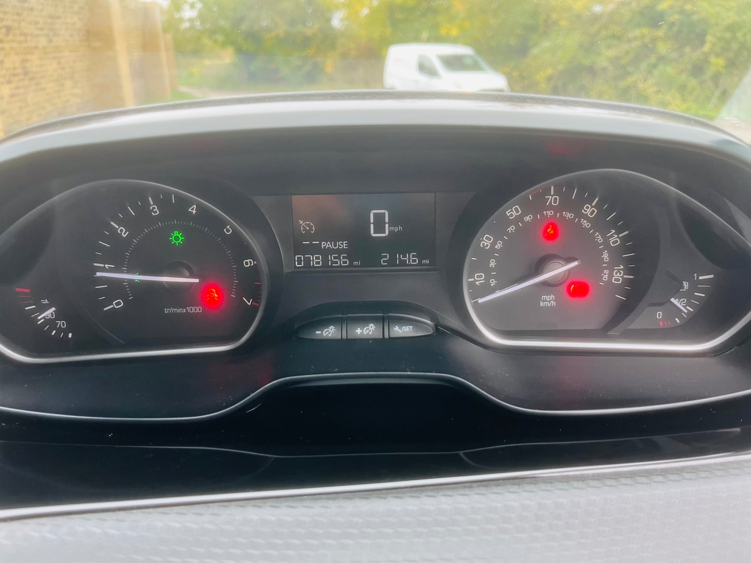 Used Peugeot 208 2016 for sale - 77140853: Photo 11