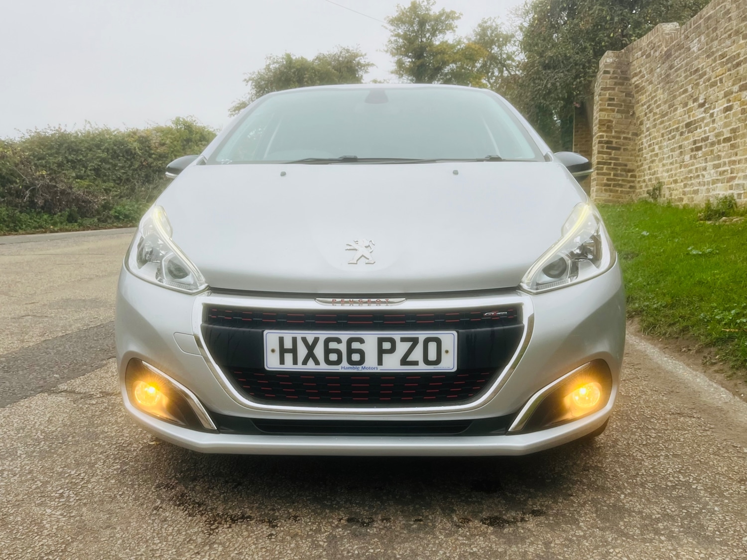 Used Peugeot 208 2016 for sale - 77140853: Photo 2
