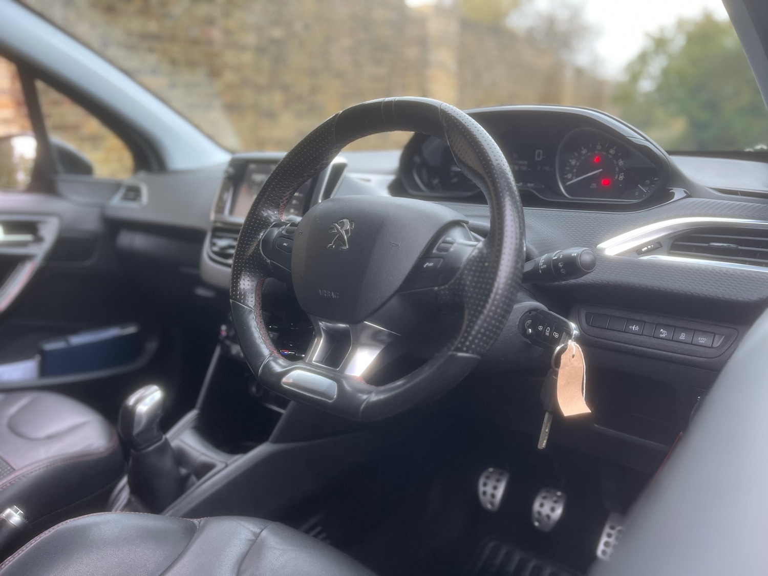 Used Peugeot 208 2016 for sale - 77140853: Photo 9