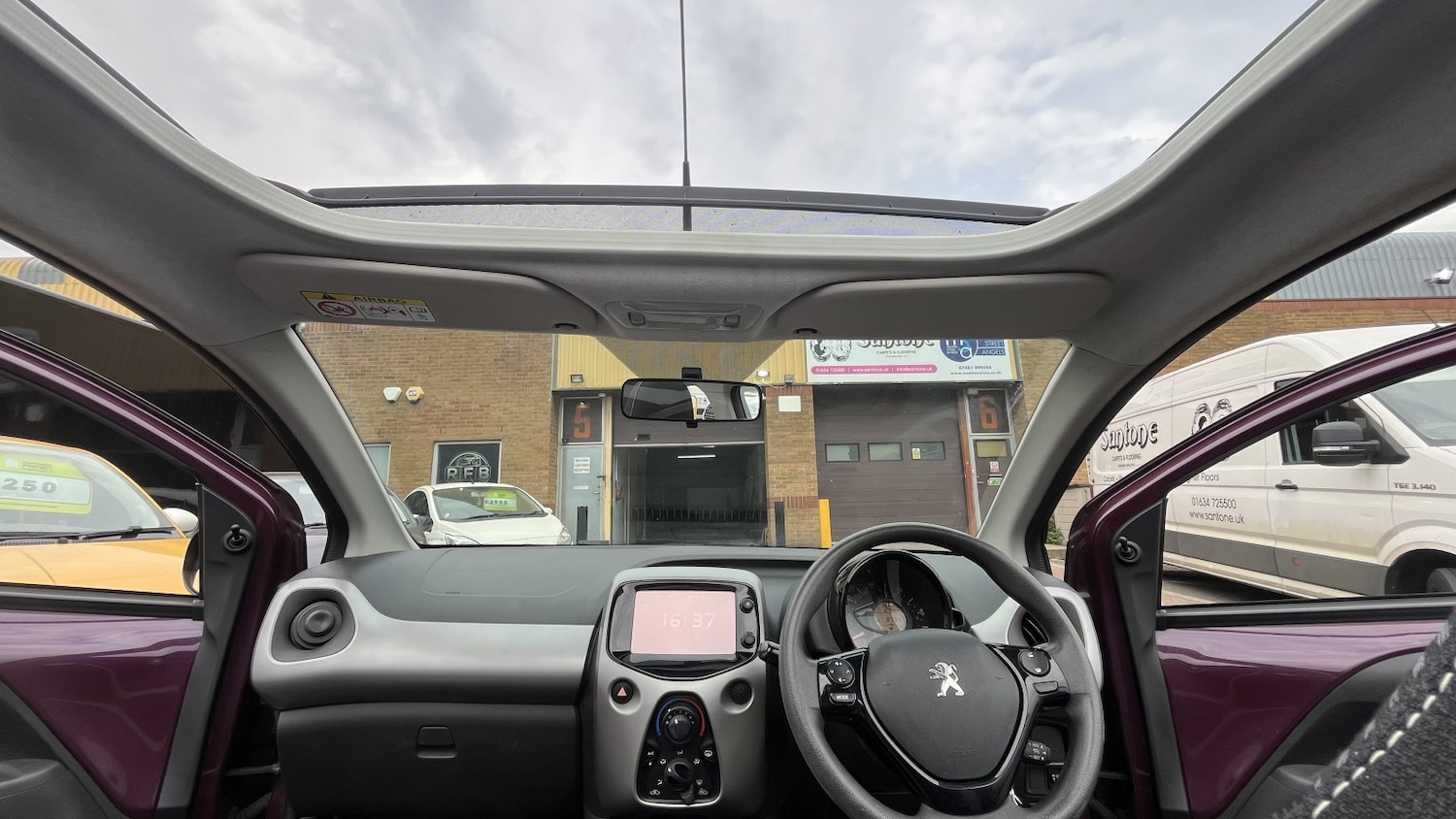 Used Peugeot 108 2016 for sale - 77548366: Photo 25