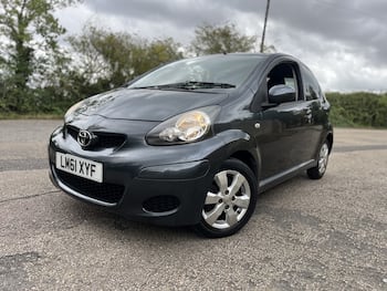 Used Toyota AYGO 2012 for sale - 79680619: Photo