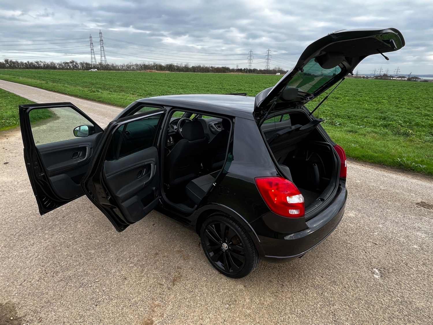 Used Skoda Fabia 2014 for sale - 76615946: Photo 23