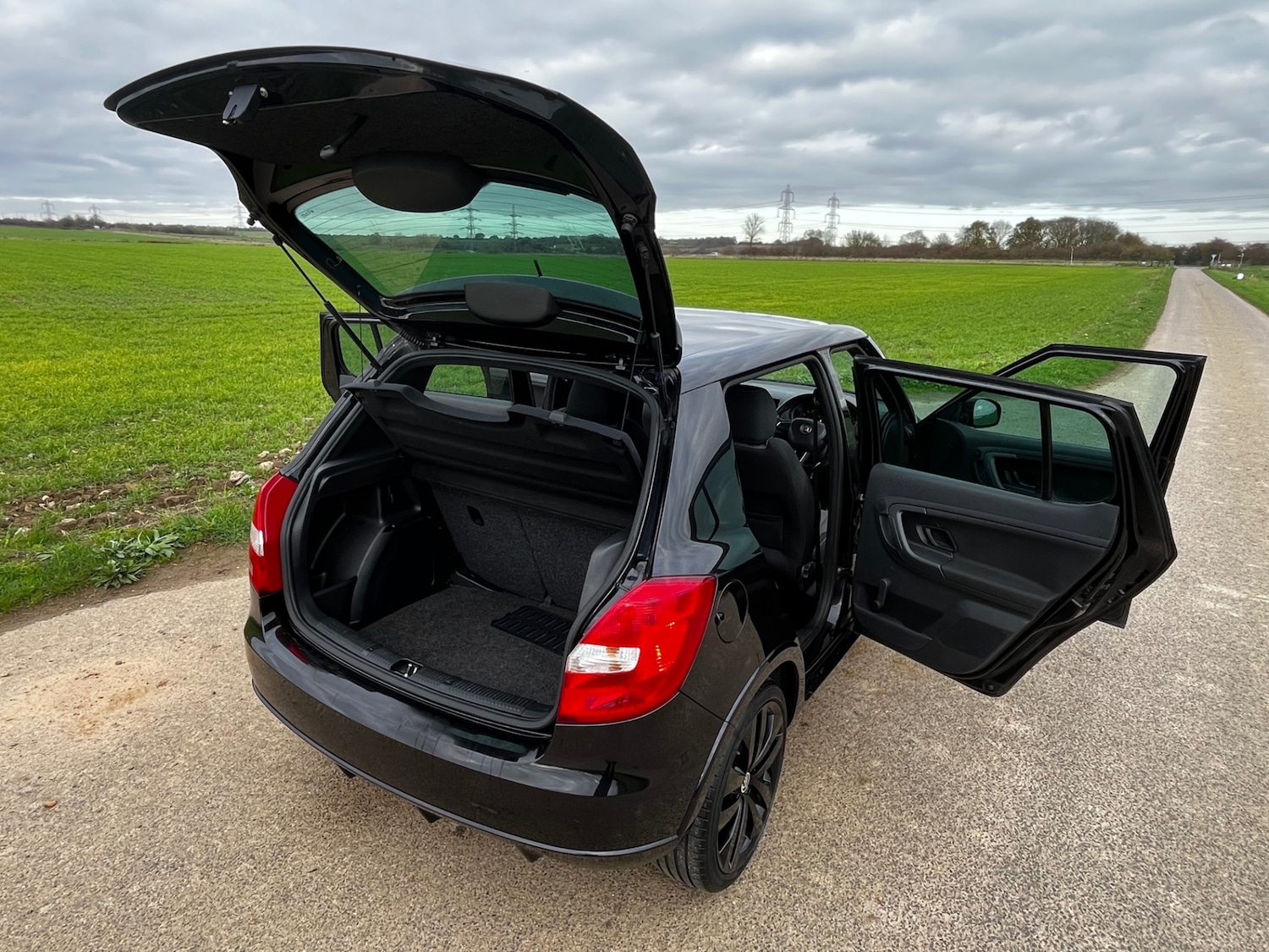 Used Skoda Fabia 2014 for sale - 76615946: Photo 24