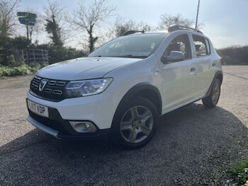 Used Dacia Sandero Stepway 2017 for sale - 77796906: Photo