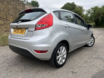 Used Ford Fiesta 2009 for sale - 79228533: Photo